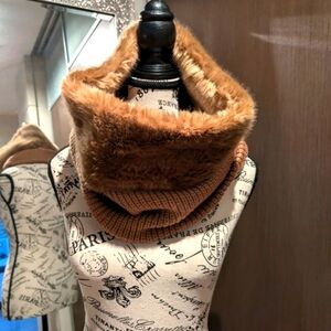 Banana Republic faux fur scarf
